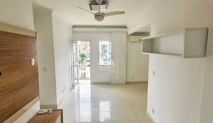 Apartamento 2 Quartos, 1 suítes, 1 vaga, próximo ao Shopping Boulevard.