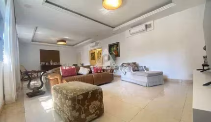 Apartamento 4 quartos, amplo, 1 suíte, 5 banheiros e 2 vagas!!