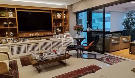 Apartamento à venda com 4 suítes e 2 vagas na Lagoa