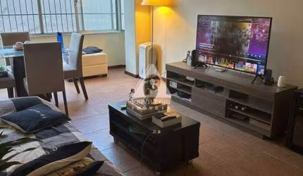 Apartamento Amplo e Tranquilo em Laranjeiras – Rua Arborizada e Localização Privilegiada