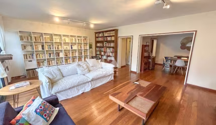 Gávea, Magnifico apartamento com 4 quartos, suíte e uma vaga na escritura.