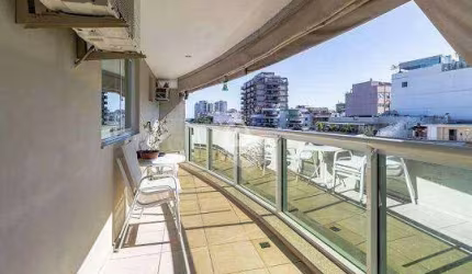 Excelente apartamento de 2 quartos, 94 m², vista totalmente livre para o Morro 2 Irmãos, 2 vagas no coração do Leblon.