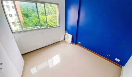 Apartamento à venda na Gavea, vista livre, varanda, 3 quartos, vaga na Escritura