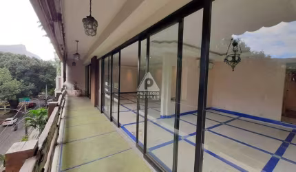 Excelente apartamento 4 quartos no leblon