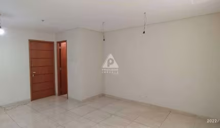 SALA COMERCIAL EM PRÉDIO IMPONENTE