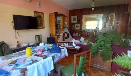 Excelente apartamento no Flamengo com três quartos sendo uma suíte