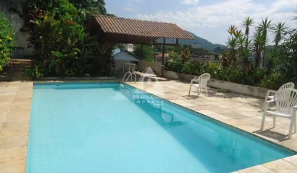 Casa 9 quartos em Laranjeiras