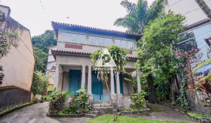 Incrível Casa em Santa Teresa. Perto ao Largo dos Guimarães.