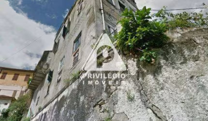 Sobrado à venda, 10 quartos, 2 varandas, 7 banheiros, cozinha, 200M², Glória. RIO DE JANEIRO/RJ.