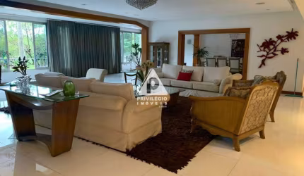 Apartamento à venda, 7 quartos, 3 suítes, 3 vagas, Flamengo - RIO DE JANEIRO/RJ