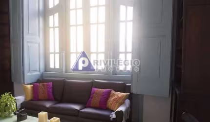 Casa à venda, 7 quartos, Catete - RIO DE JANEIRO/RJ