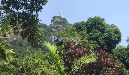 Terreno no coração do Cosme Velho