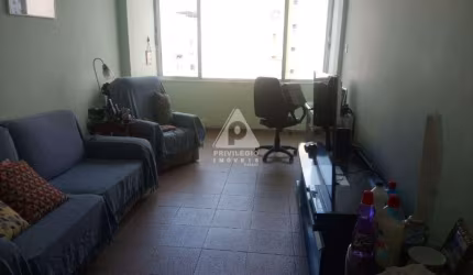 Apartamento à venda, 2 quartos, Catete - RIO DE JANEIRO/RJ