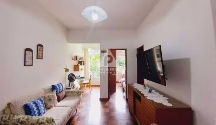 Apartamento de Sala quarto com vista verde todo reformado, com cozinha integrada, sala ampla com varanda interna