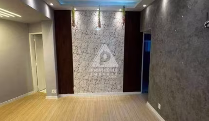 Apartamento Reformado com dependência completa e vaga no Flamengo disponível para venda na Privilégio Imóveis