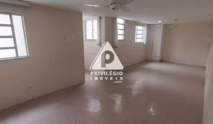 Prédio à venda, 10 quartos, 1 vaga, Laranjeiras - RIO DE JANEIRO/RJ