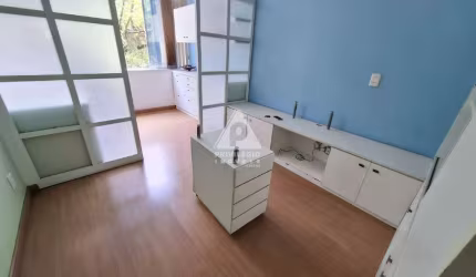 Sala comercial, 32m2 no Largo do Machado