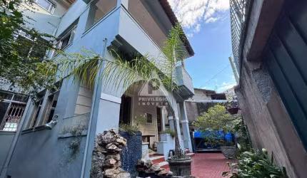 Casa de rua à venda, 4 quartos, 3 vagas, Santa Teresa - RIO DE JANEIRO/RJ