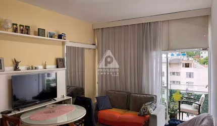Apartamento com vista livre de dois quartos com suíte em Santa Teresa a venda!