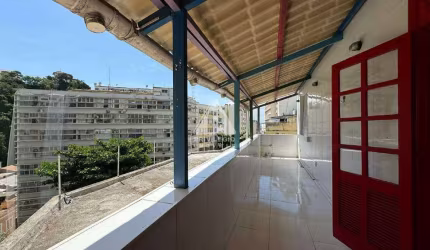 MARAVILHOSA COBERTURA SUÍTE QUARTO E SALA MELHOR RUA DA GLÓRIA