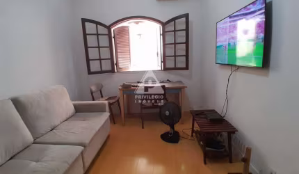 1 quarto a venda em Laranjeiras, Rio de janeiro- RJ