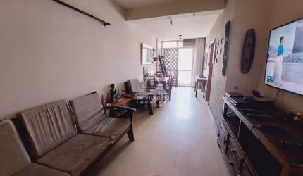 Apartamento com 68m² à venda na Glória, com 1 vaga na escritura!