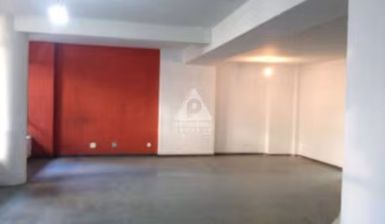 SOBRELOJA COM 3 SALAS AMPLA NO CENTRO RIO