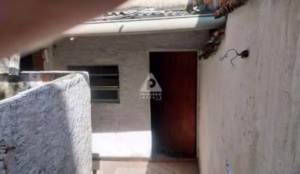 Casarão Duplex com 15 quartos no Centro