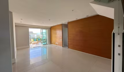 Linda Cobertura duplex 204 m2 Barra da Tijuca