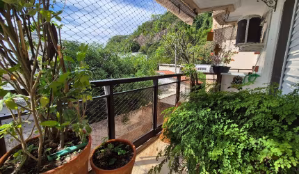 Excelente apartamento com 300 m2 4 quatro 2 suites leblon