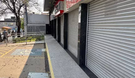 Aluga-se loja comercial com mezanino no Jardim América