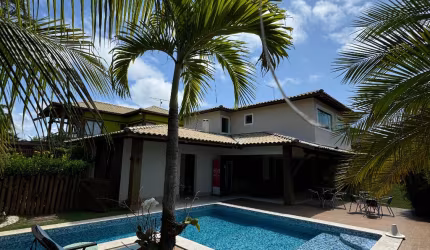 CASA 5 SUÍTES 150 metros da praia em GUARAJUBA - CONDOMÍNIO PARAÍSO DO MAR - BAHIA - BRASIL.
