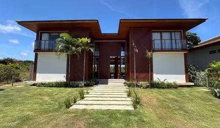 Casa a venda 6 suítes PORTEIRA FECHADA NO PRAIA BELA em Praia do Forte