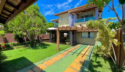 Casa à venda 4 suítes  no Condomínio Paraíso – 500m da praia  em Guarajuba