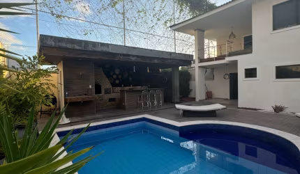 Casa a venda 4 suítes na Priscila Dutra - Villas do Atlântico