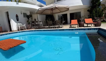 Casa a venda 5/4 sendo 2 suítes no palm Ville em Vilas do Atlântico