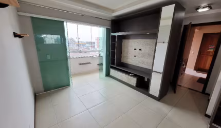 Apartamento com 1 suíte mais 2 quartos à venda no bairro Iririú