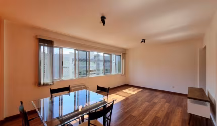 Apartamento com 1 suíte mais 1 quarto à venda no bairro Atiradores