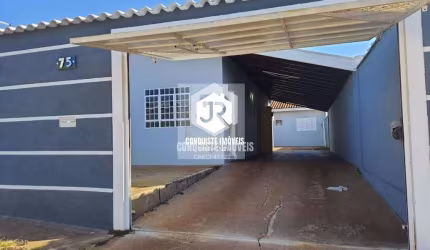 Casa à venda 3 Quartos, 2 Vagas, 200M², Jardim Italia, Arandu - SP