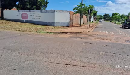 Oportunidade Única: Terreno de Esquina no Parque dos Poderes com Potencial de Valorização!