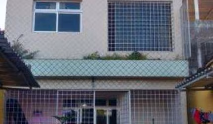 CASA AMARELA   CASA COM 3 QUARTOS SUÍTE GARAGEM P 4 CARROS R$ 380.000,00