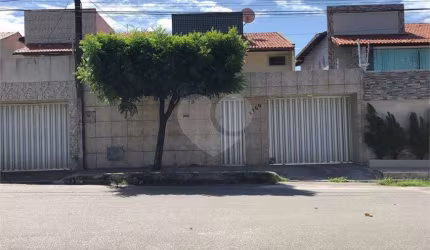 Casa para venda tem 141 metros quadrados com 4 quartos em José de Alencar - Fortaleza - Ceará