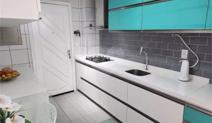 Apartamento para venda possui 97 metros quadrados com 3 quartos em Cocó - Fortaleza - Ceará