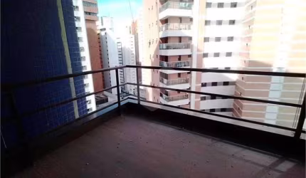 Apartamento para venda possui 80 metros quadrados com 2 quartos em Mucuripe - Fortaleza - Ceará