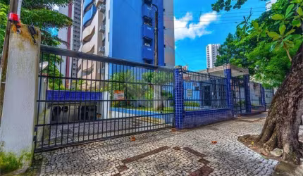 Apartamento para venda tem 122 metros quadrados com 3 quartos em Meireles - Fortaleza - Ceará