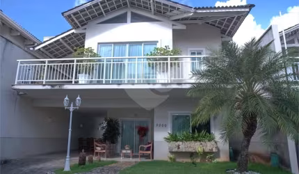 Casa Duplex no Condomínio Gran Carmel
