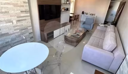 Lindo apartamento, 117m, todo Reformado