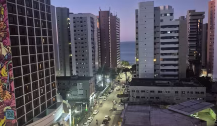 More a 2 quadras da Beira Mar