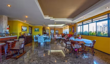 COBERTURA DUPLEX COM 458m²