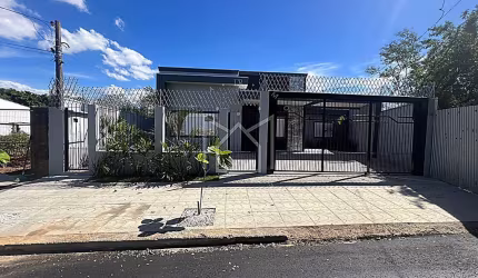 Casa à venda na Rua Avelino de Araújo, Nova Sapucaia, Sapucaia do Sul, 183 m2 por R$ 1.300.000